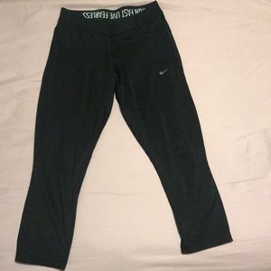 Black Nike Workout Capris